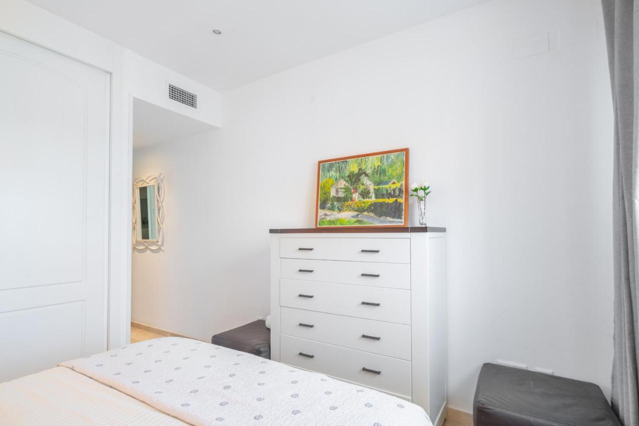 Atico 2 Terrazas Junto Al Mar By Rent Me Leilighet Estepona Eksteriør bilde