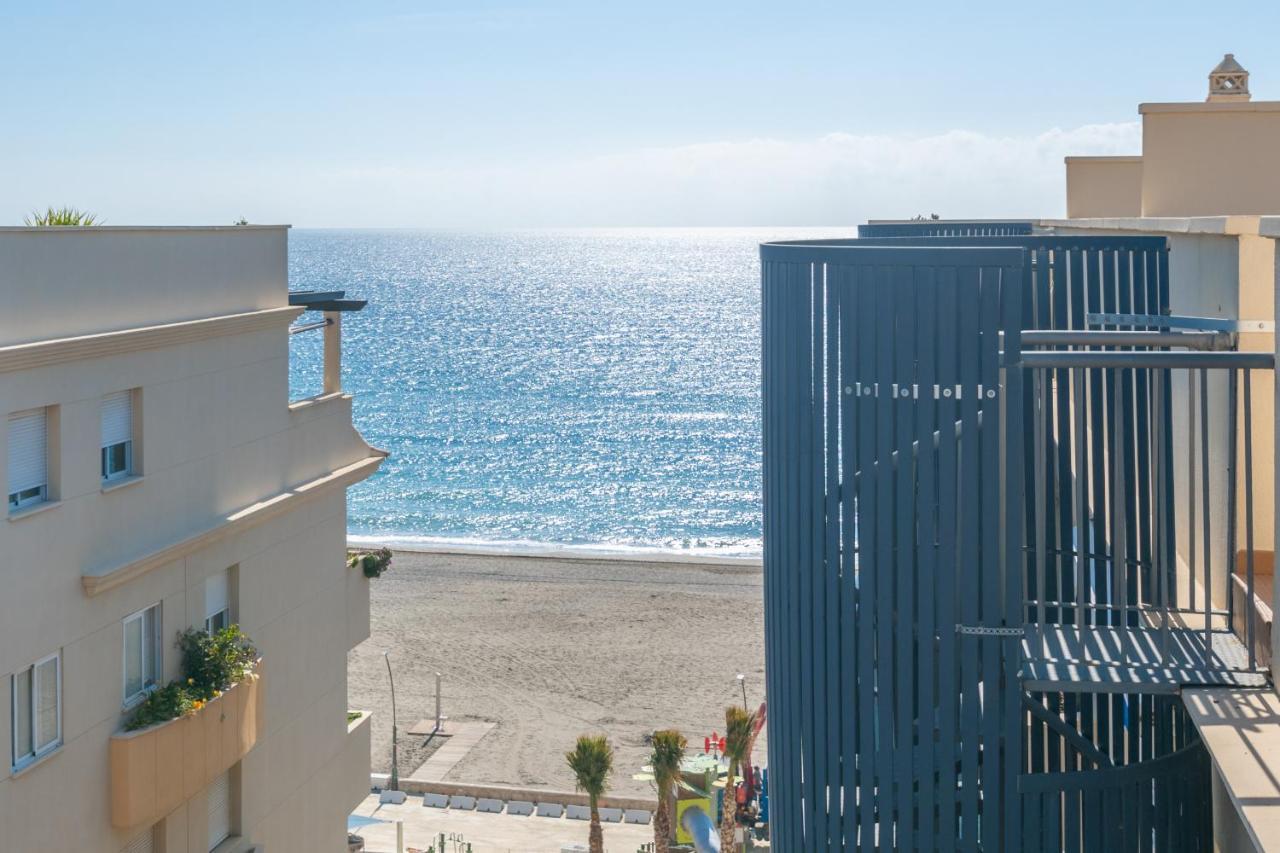 Atico 2 Terrazas Junto Al Mar By Rent Me Leilighet Estepona Eksteriør bilde